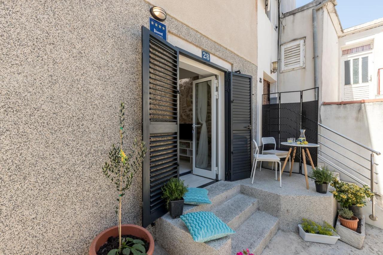 Luxury Apartments Skalinada Near Beaches, Tisno - Dalmatia Exterior foto